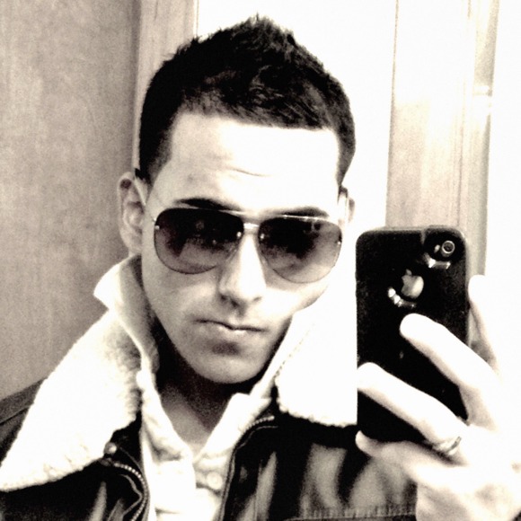 Meet your Posher, Julius - Picture 1 of 1